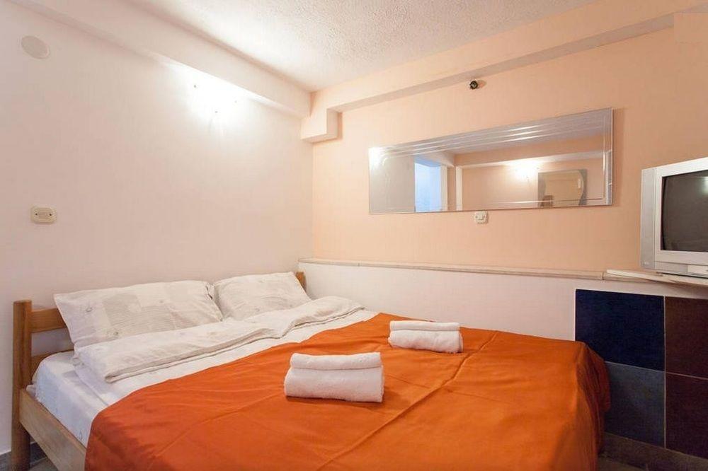 Vila Kosta City Center Port Ohrid Esterno foto