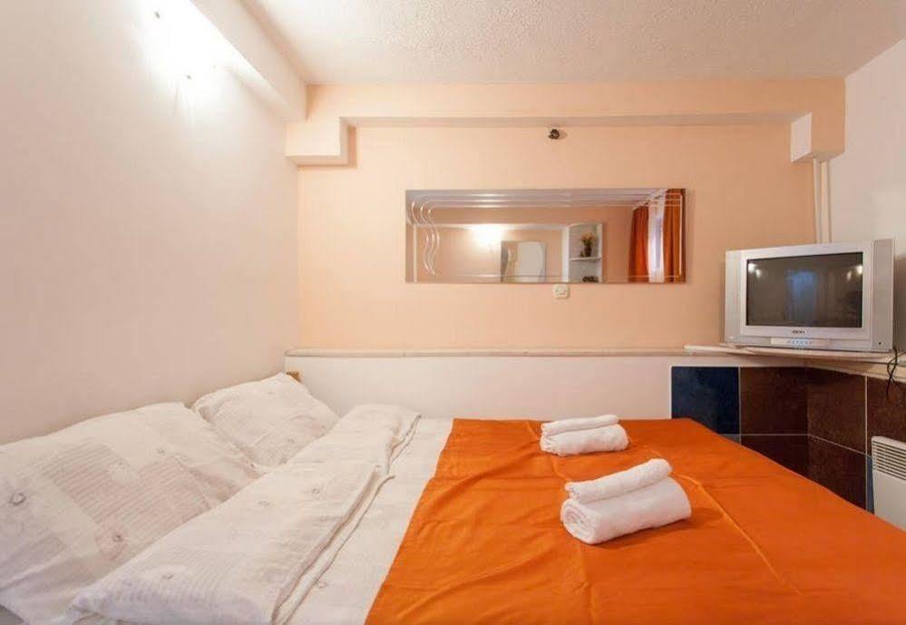 Vila Kosta City Center Port Ohrid Esterno foto